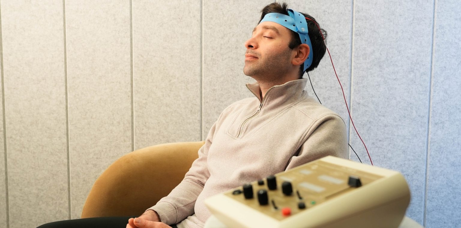 Transcranial Direct Current Stimulation (tDCS)​