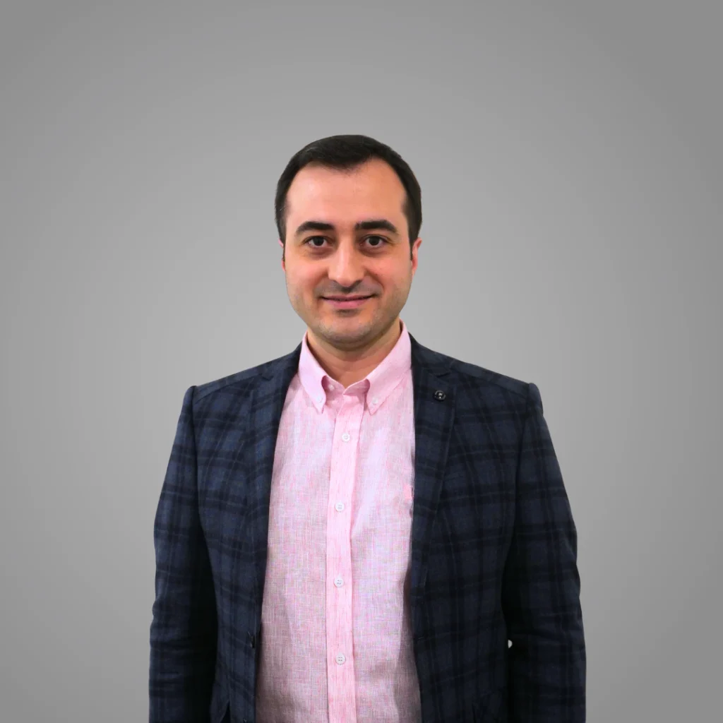 Dr. Kamran Moradi